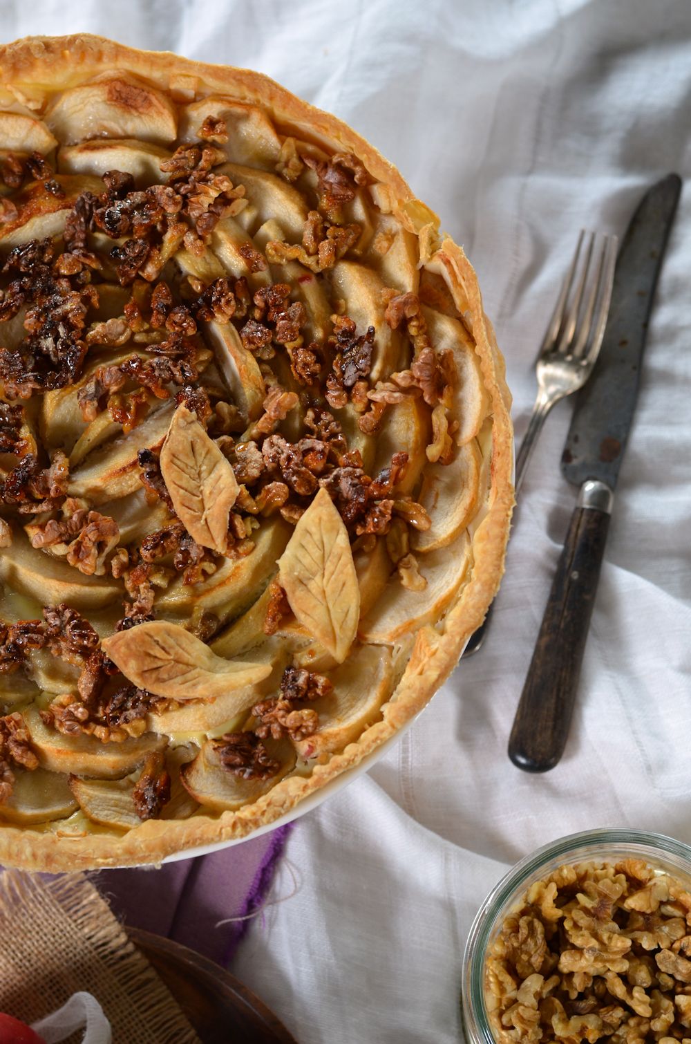 Tarte aux pommes et noix caramélisées Tarte aux pommes et noix caramelisees