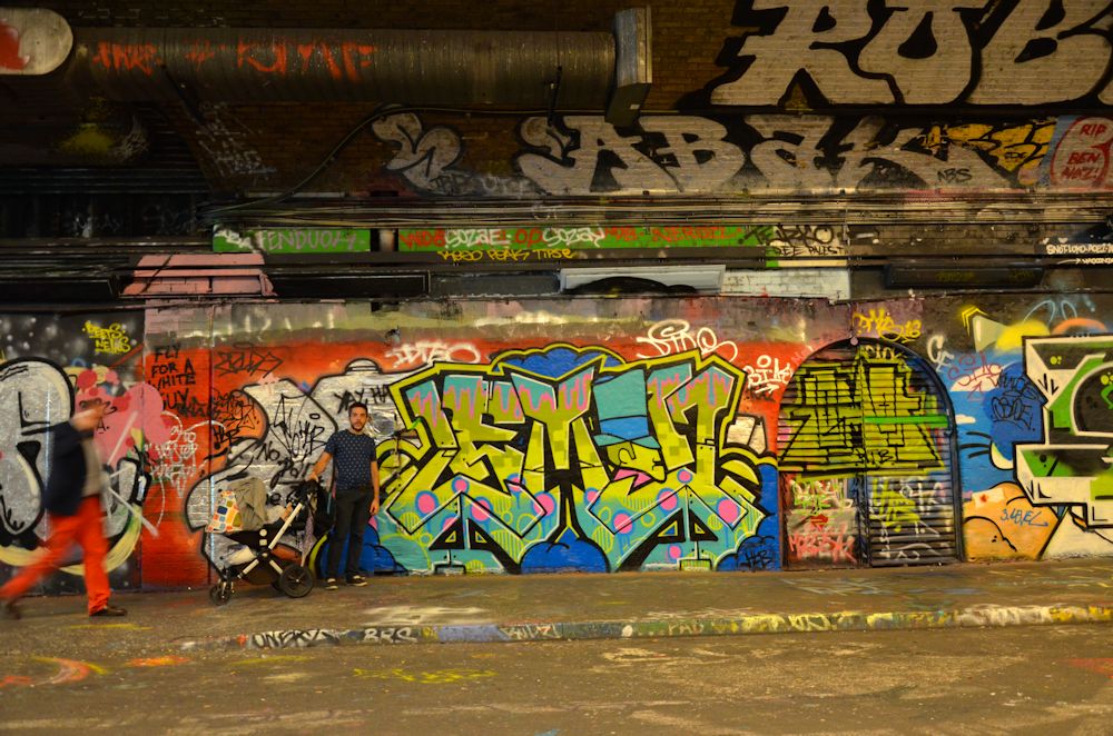 Tunnel des tags d'artistes - Voyage à Londres, en famille