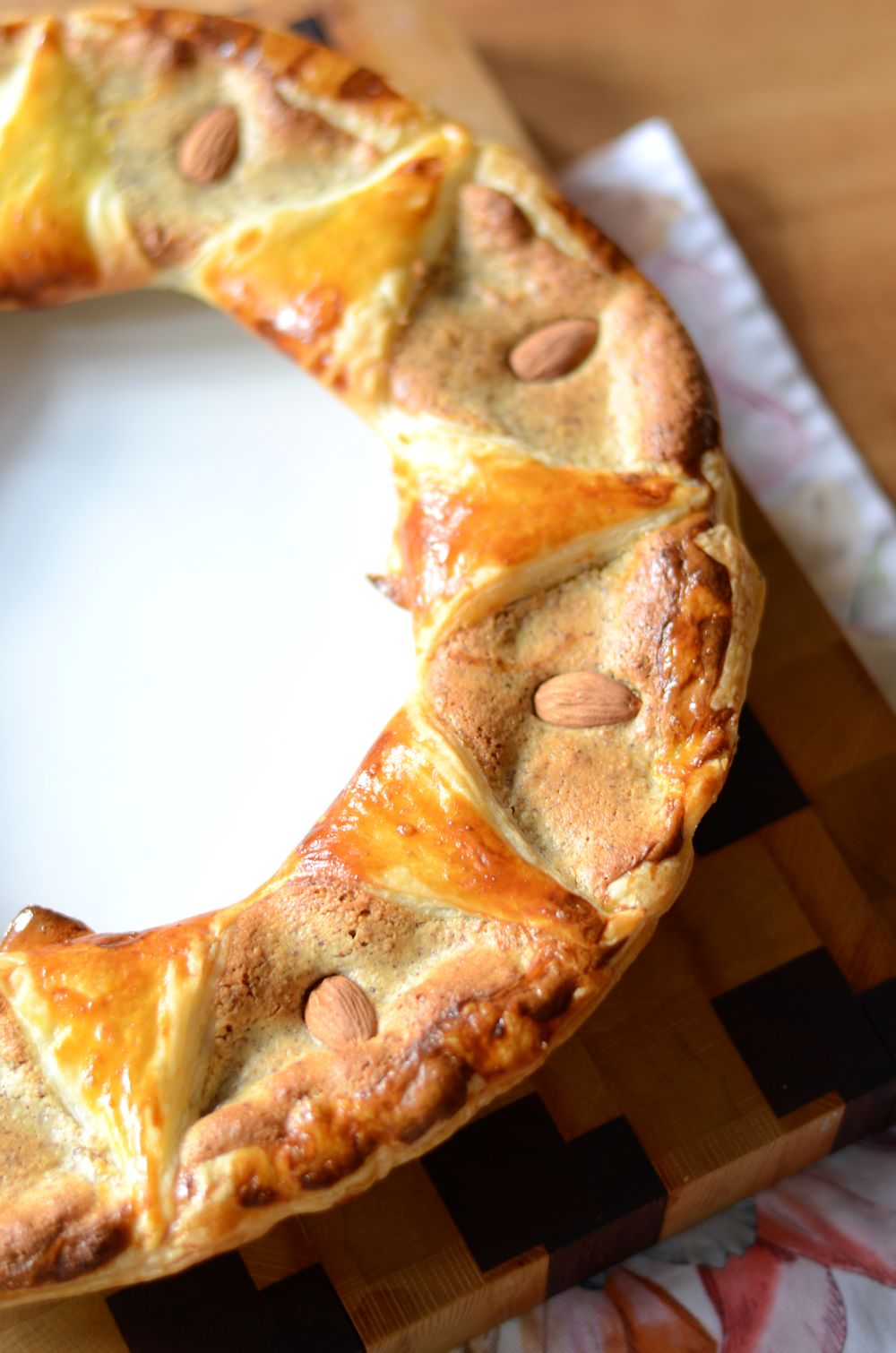 Tarte couronne des rois {galette}