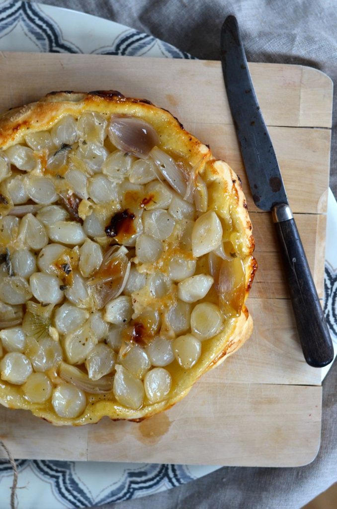 Tarte tatin d'oignons grelots Recette Tangerine Zest