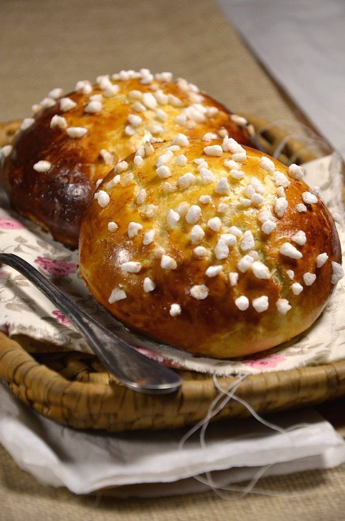 Brioche moelleuse à la fleur d'oranger et au sucre