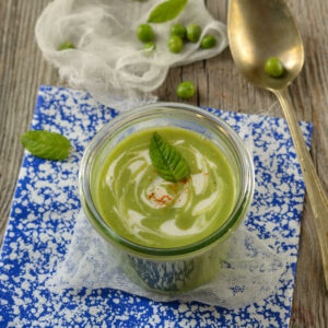 Velouté de petit-pois à la menthe