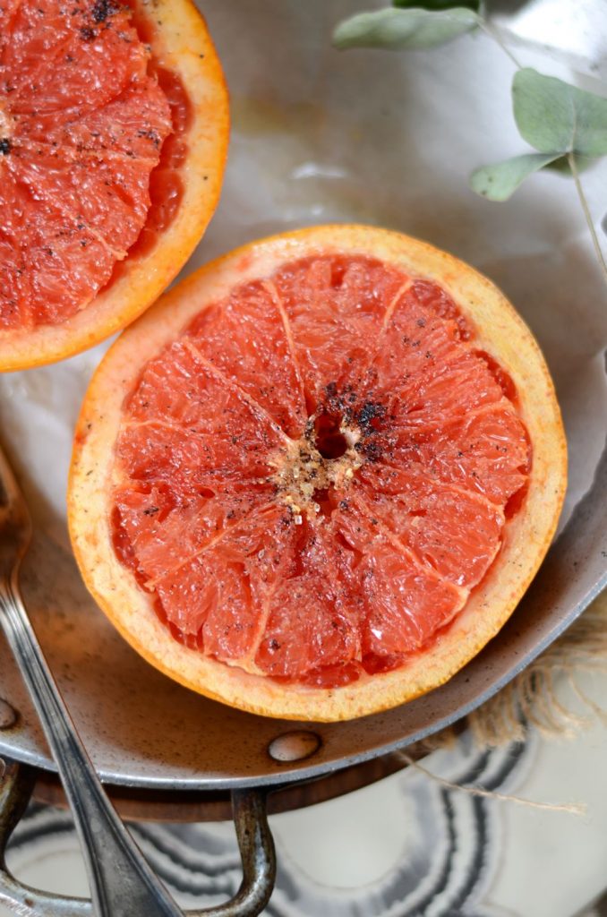Pamplemousse rôti au four à la vanille