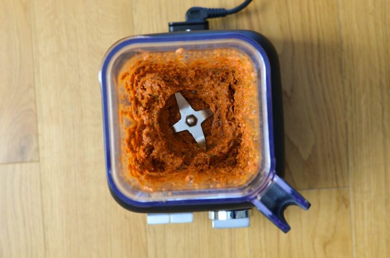 Sauce aux tomates séchées et pignons {prête en 5 minutes}