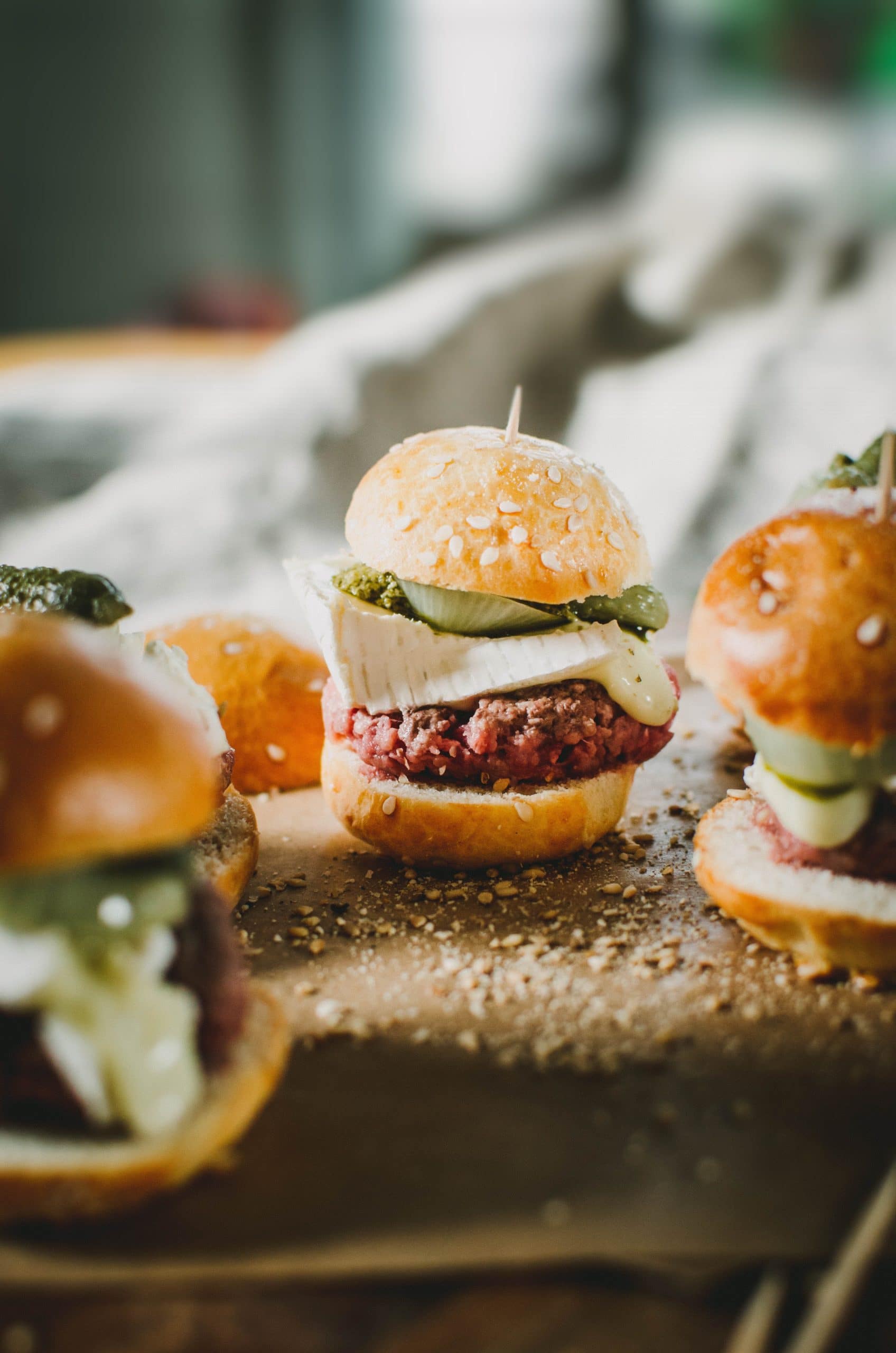 Mini-burgers apéritifs au bœuf et camembert