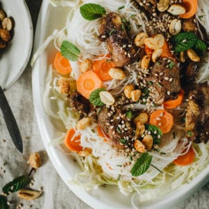 Salade vietnamienne au poulet