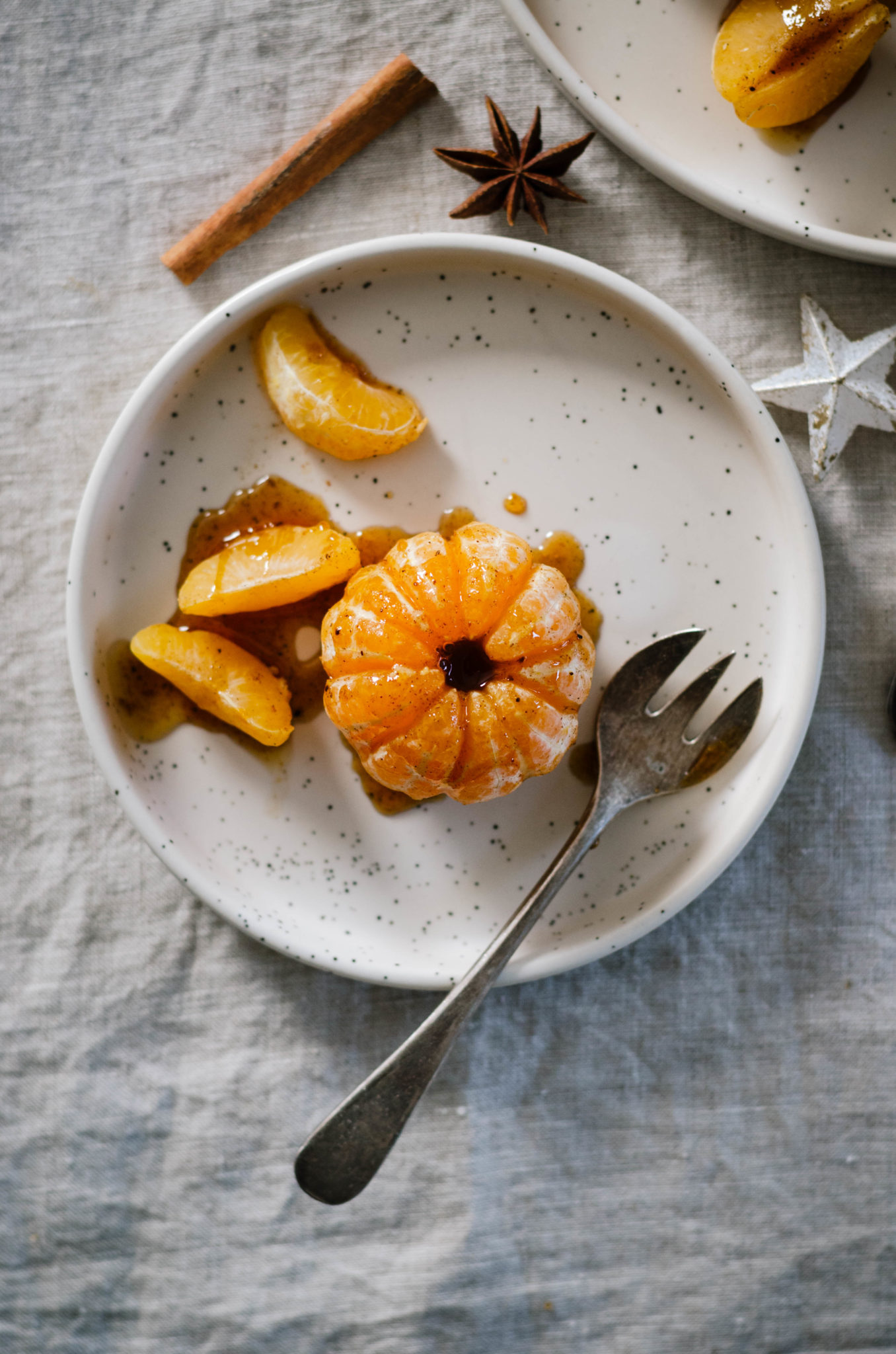 clementine with honey syrup and Christmas spices recipe
