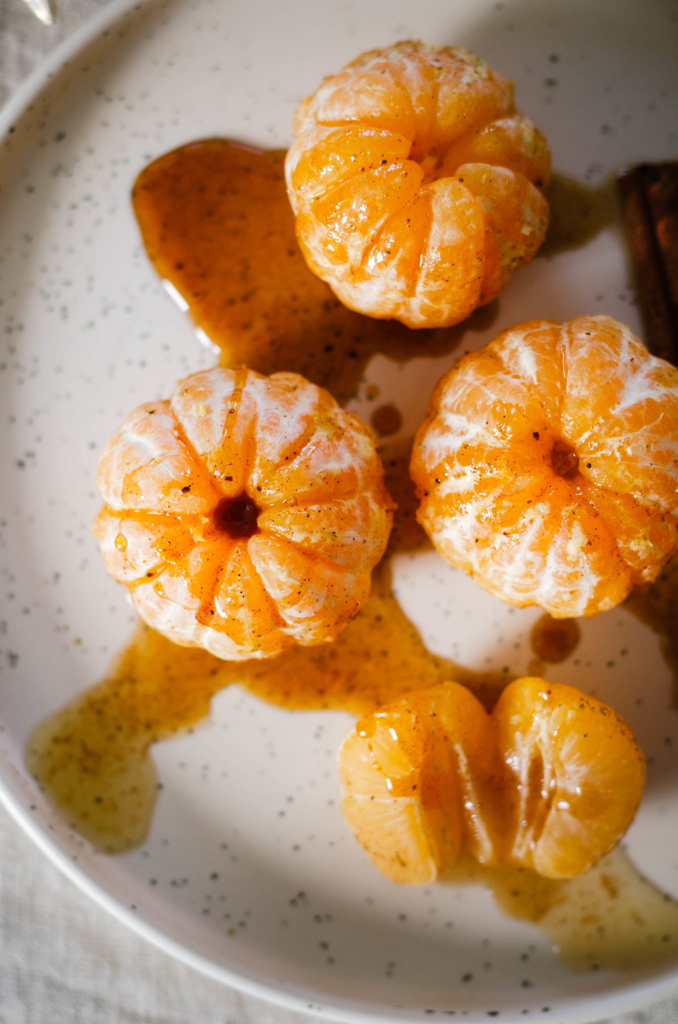 Clementines with honey and Christmas spice syrup