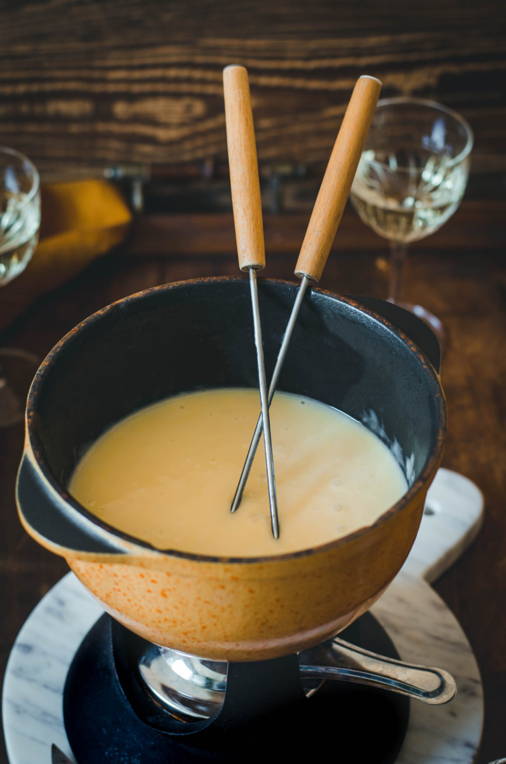 Fondue Suisse moitié-moitié aux 2 fromages - Recette facile