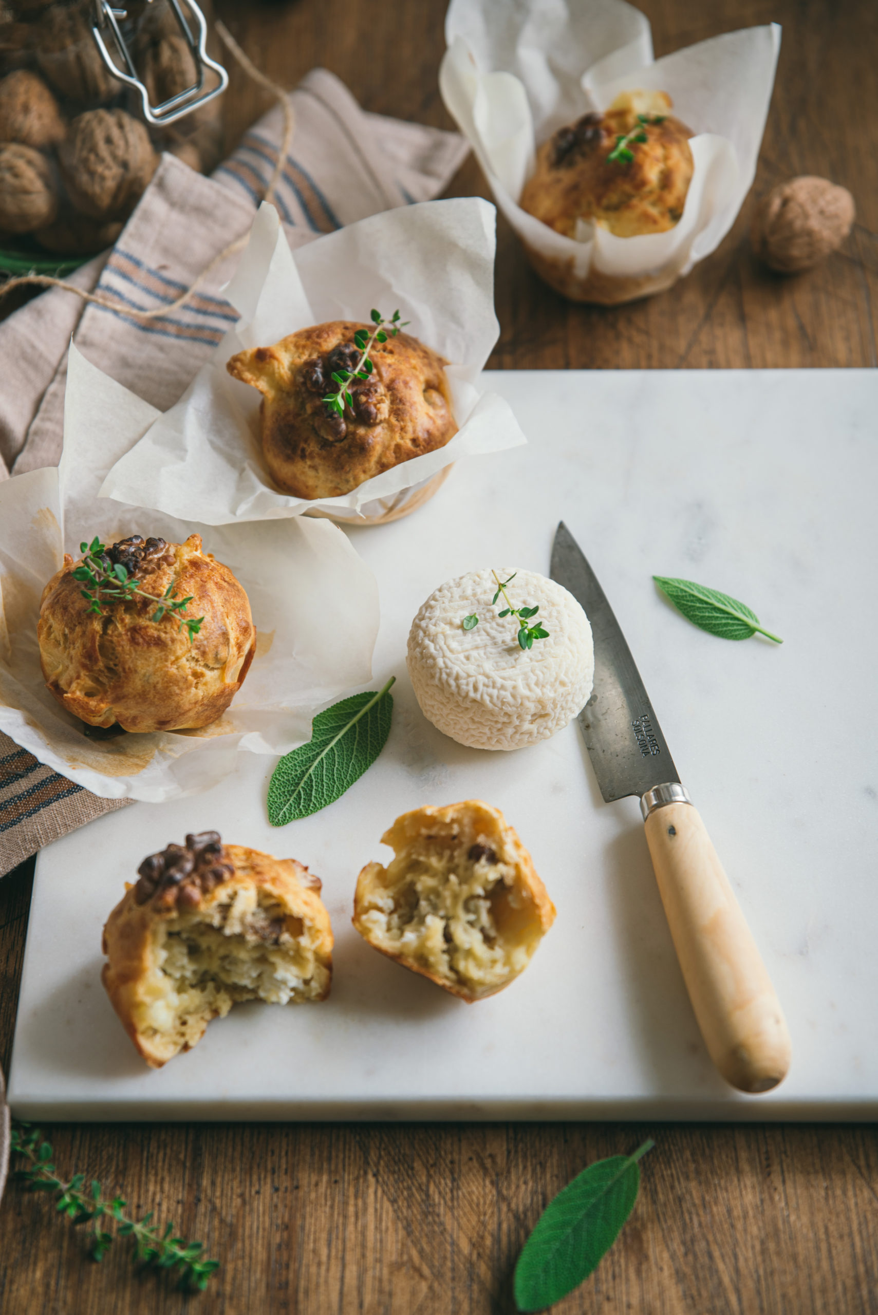 Muffins au fromage de chèvre et noix