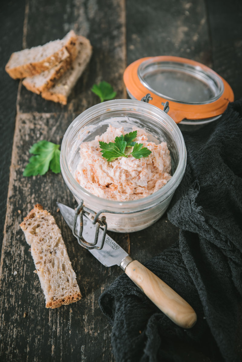 Smoked Salmon Rillettes {Easy Dip recipe}