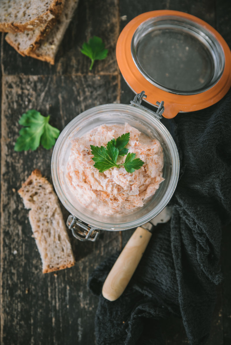 Smoked Salmon Rillettes {Easy Dip recipe}