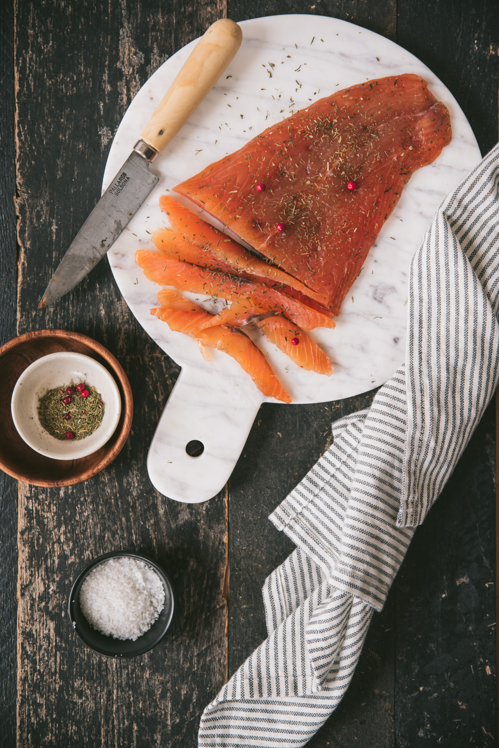 Homemade Salmon Gravlax