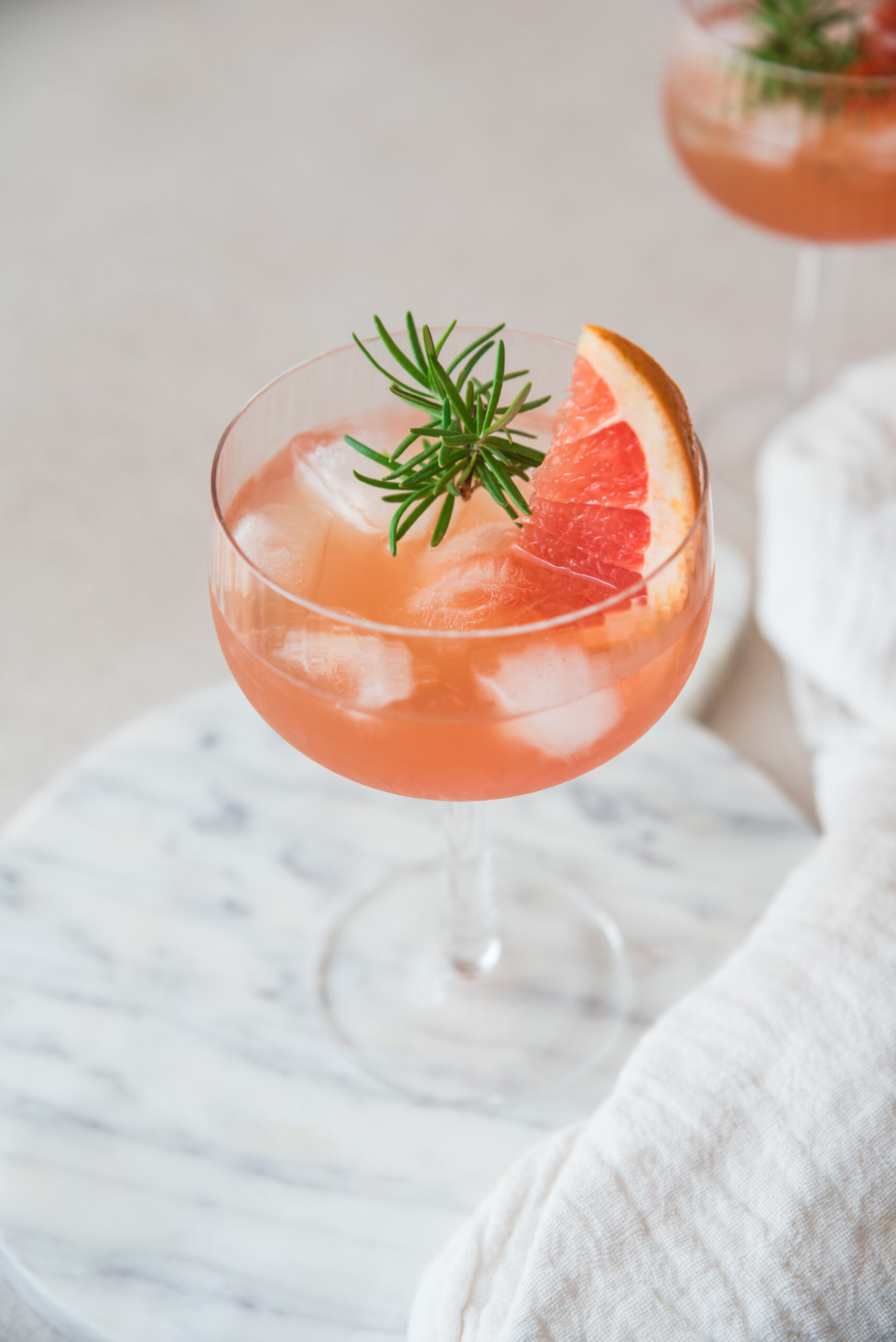 Sparkling Grapefruit Rosé Cocktail Recipe