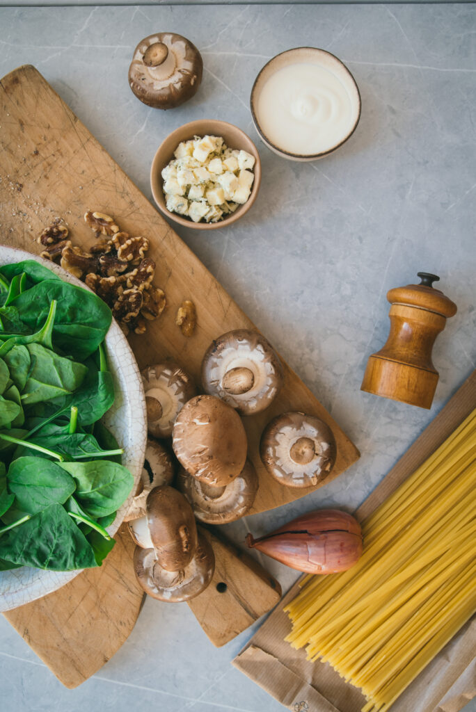 ingredients spinach linguine Cream Sauce Recipe