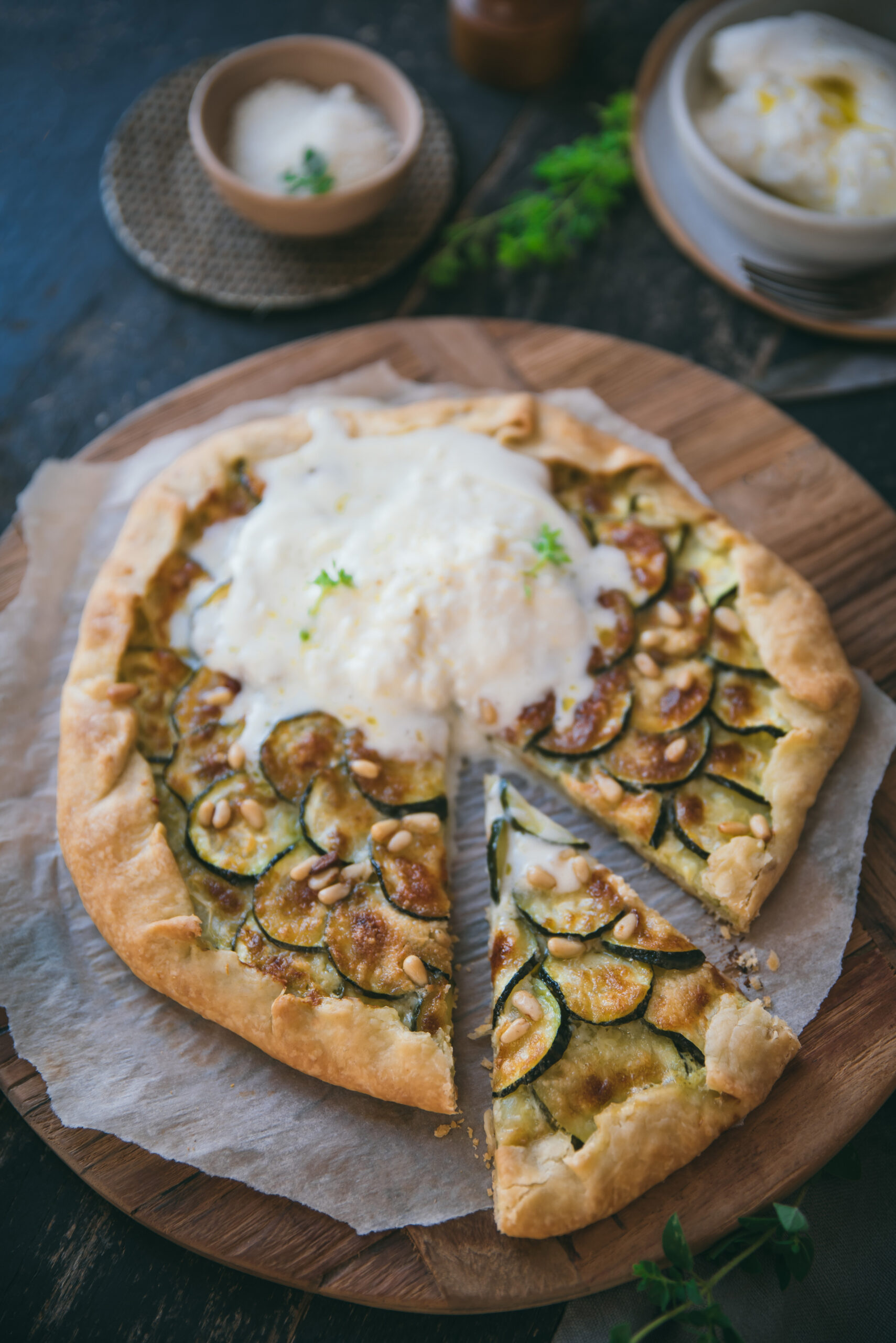 Tarte courgette pesto burrata