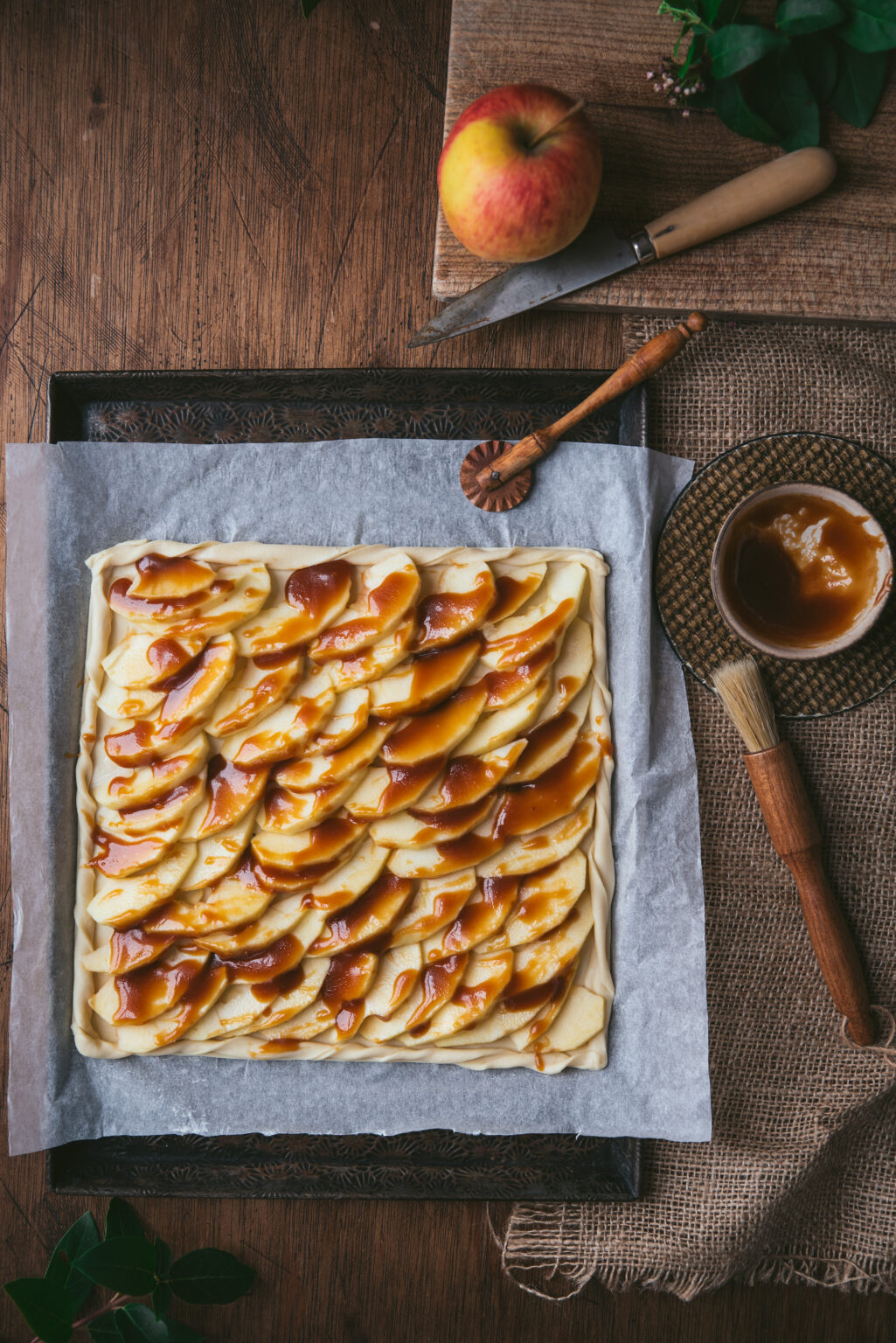 Tarte fine aux pommes caramélisées - Recette - Tangerine Zest