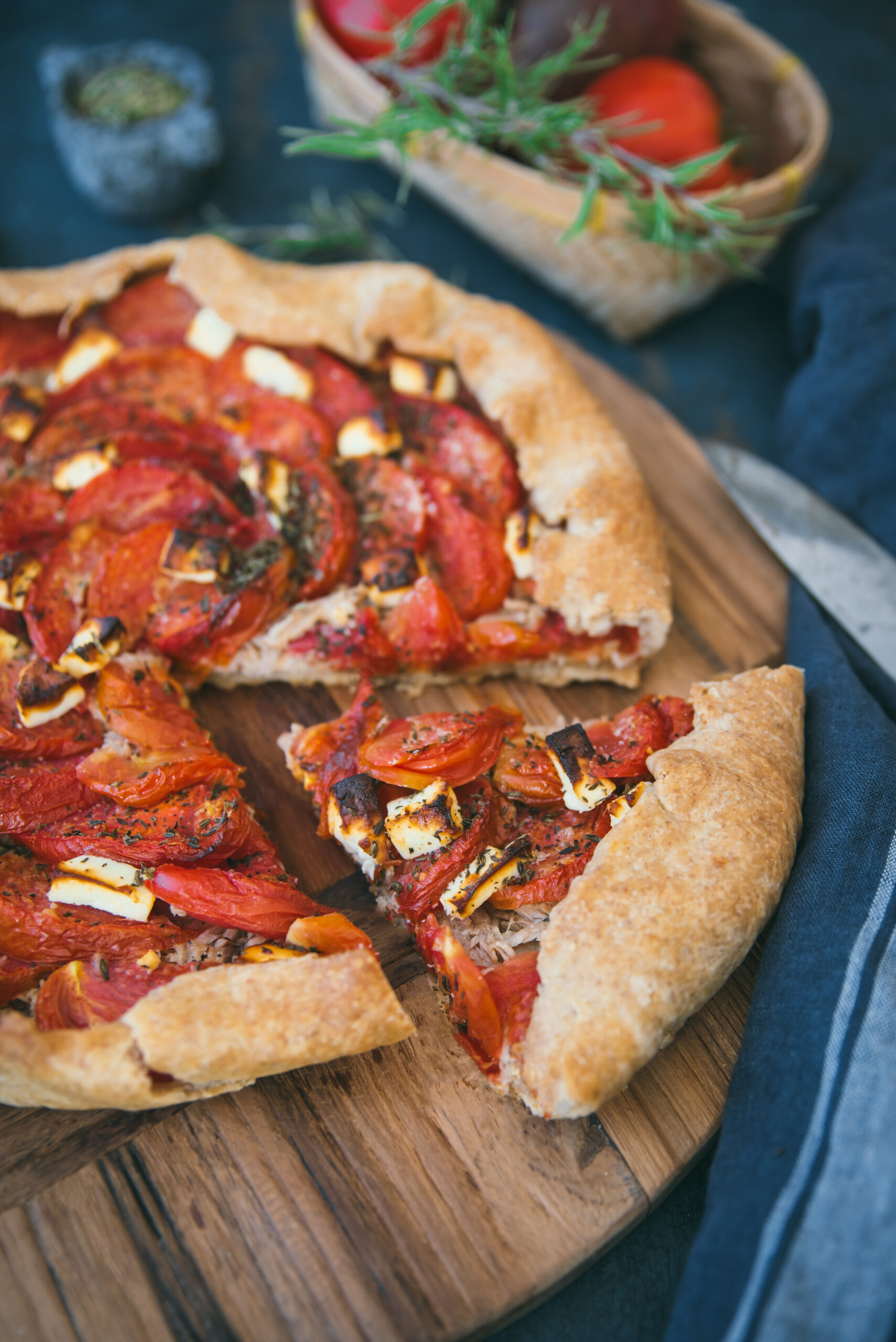 Tuna, Tomato Mustard pie recipe