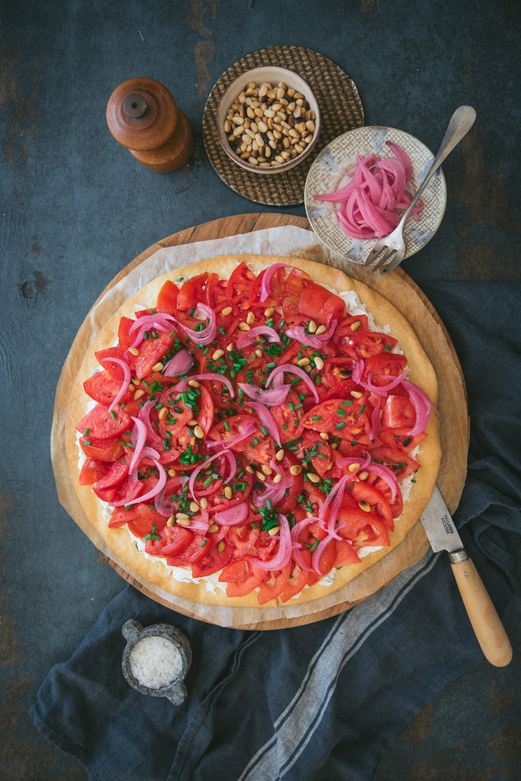 recette Tarte salée froide aux tomates fraîches